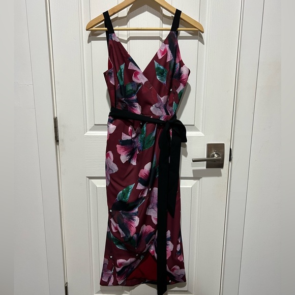Fame and Partners Maroon Red The Helenium Floral Printed Faux Wrap Dress Size 0 - Picture 4 of 5